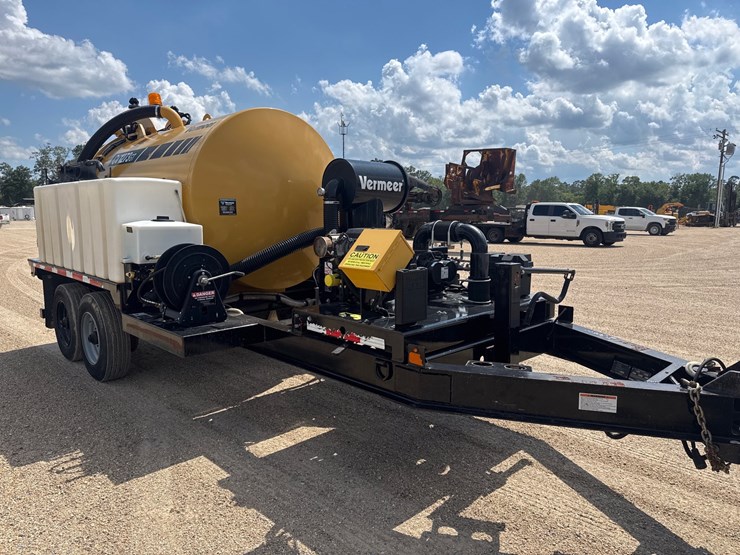#30600-•-2022-vermeer-cv1273gt-vacuum-excavator-image-5