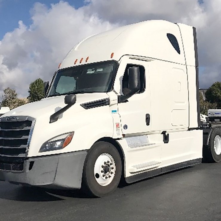 2022 FREIGHTLINER CASCADIA 126