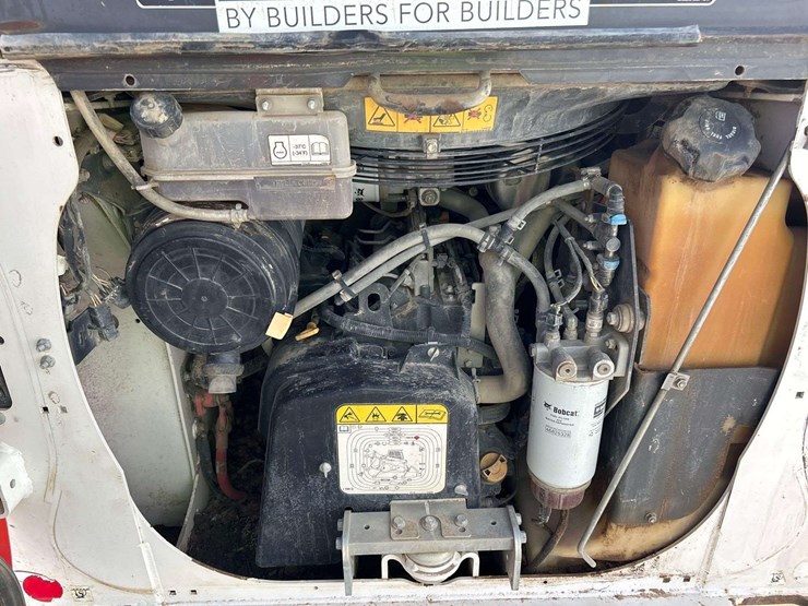 2021-bobcat-t62-image-8