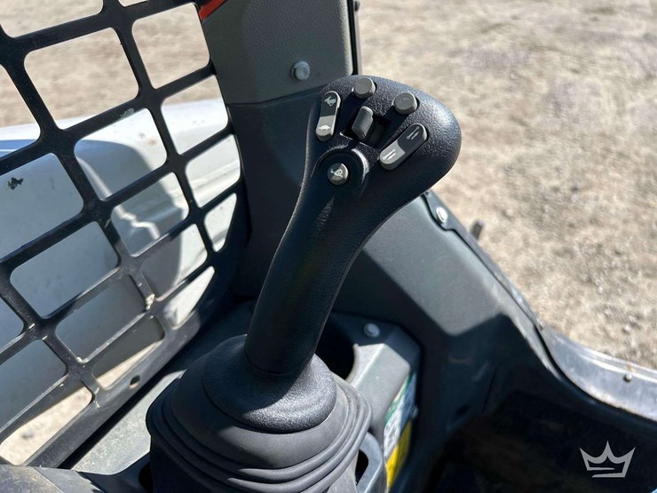 2021-bobcat-t62-image-14