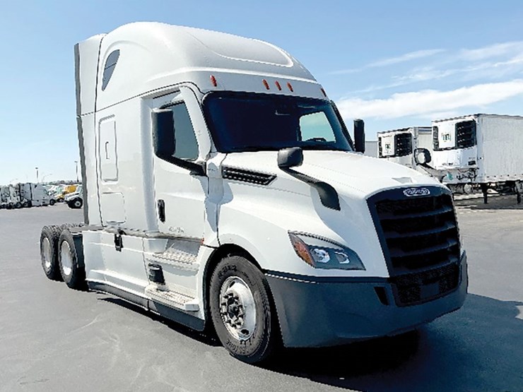 2021-freightliner-cascadia-126-image-1