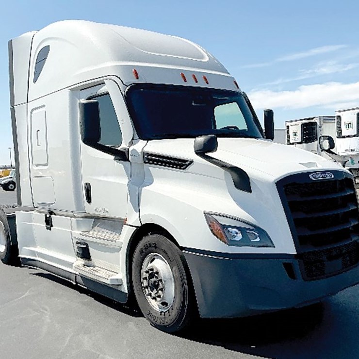 2021 FREIGHTLINER CASCADIA 126