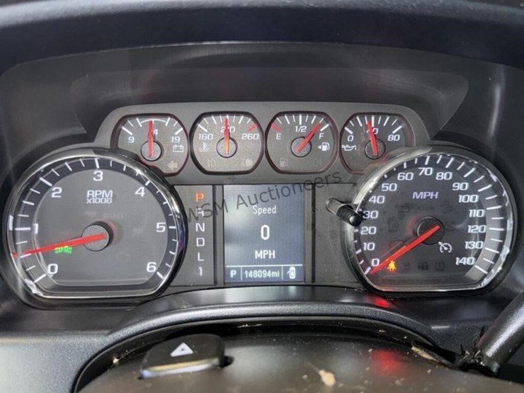 2018-chevrolet-silverado-3500hd-image-17