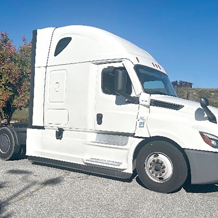 2022 FREIGHTLINER CASCADIA 126
