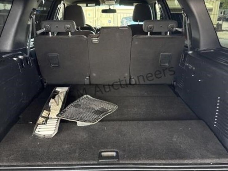 2017-ford-expedition-image-12