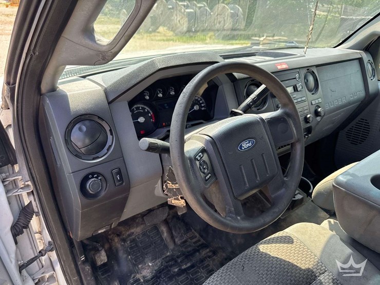 2012-ford-f350-image-37