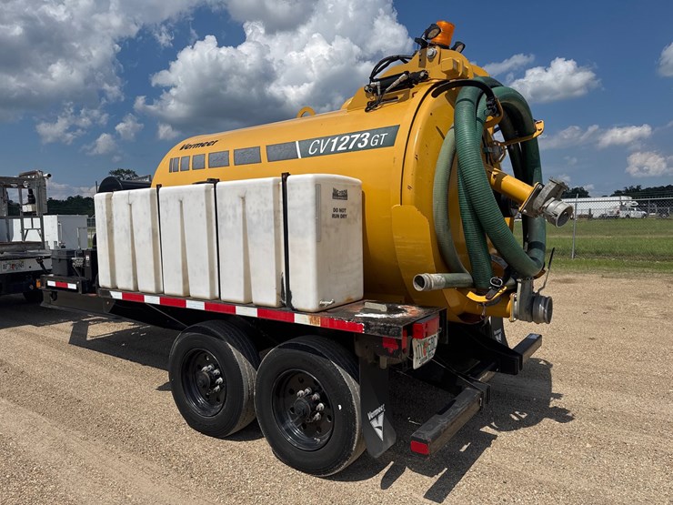 #30600-•-2022-vermeer-cv1273gt-vacuum-excavator-image-2