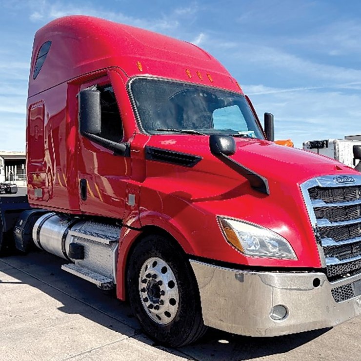 2021 FREIGHTLINER CASCADIA 126