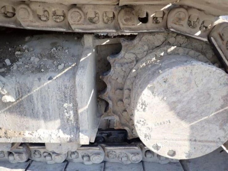 2009-deere-270d-lc-image-43