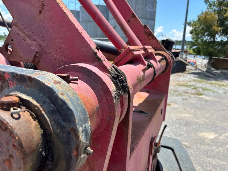 cummins-855-image-44