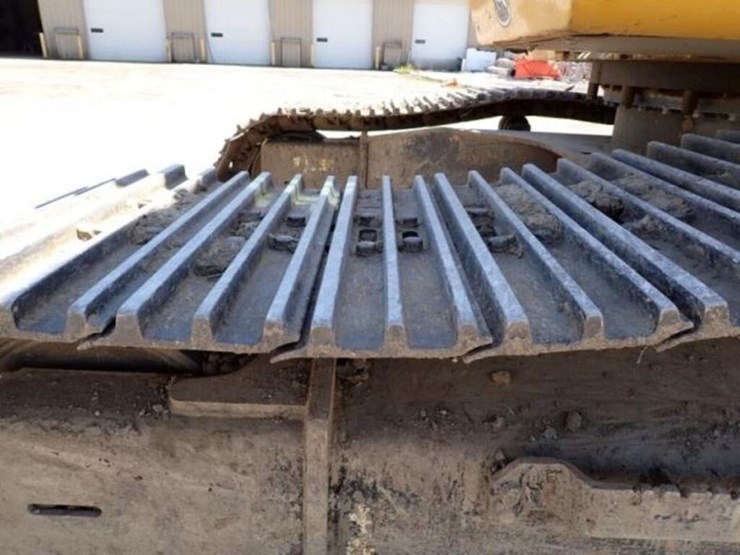 2012-deere-290g-lc-image-39