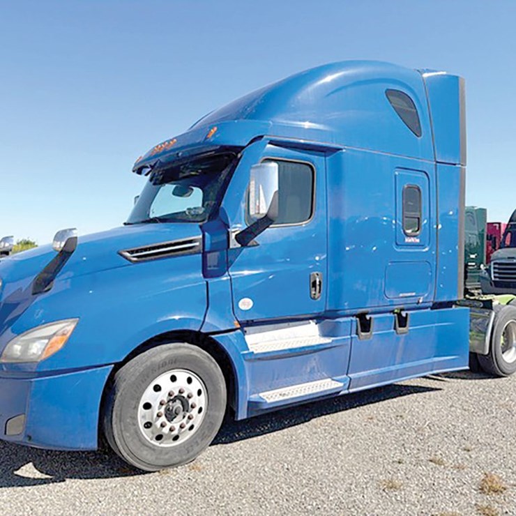 2023 FREIGHTLINER CASCADIA 126
