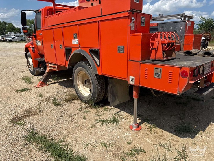 international-durastar-4300-image-9