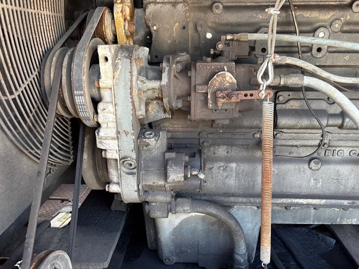 cummins-855-image-47