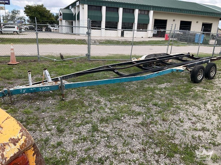 28ft-t/a-boat-trailer-image-1