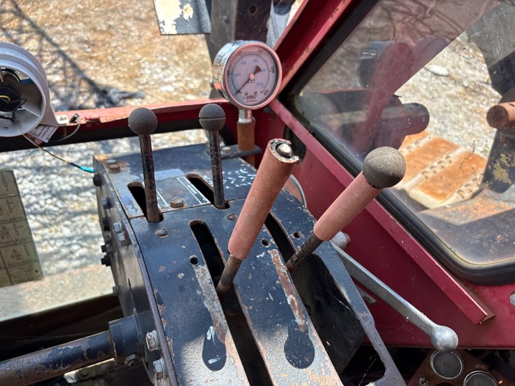 cummins-855-image-28