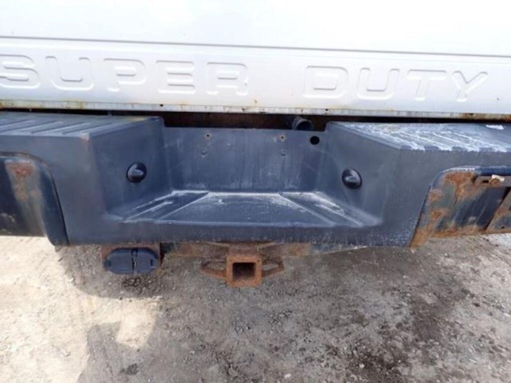 2013-ford-f250-xl-image-36