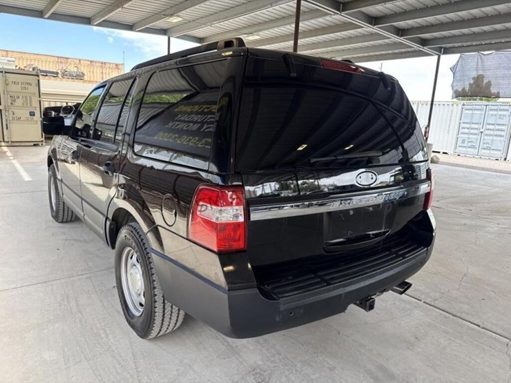 2017-ford-expedition-image-7