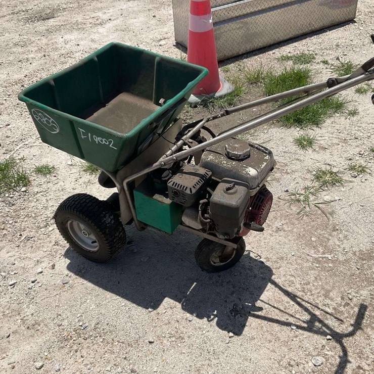 Lesco Broadcast Spreader