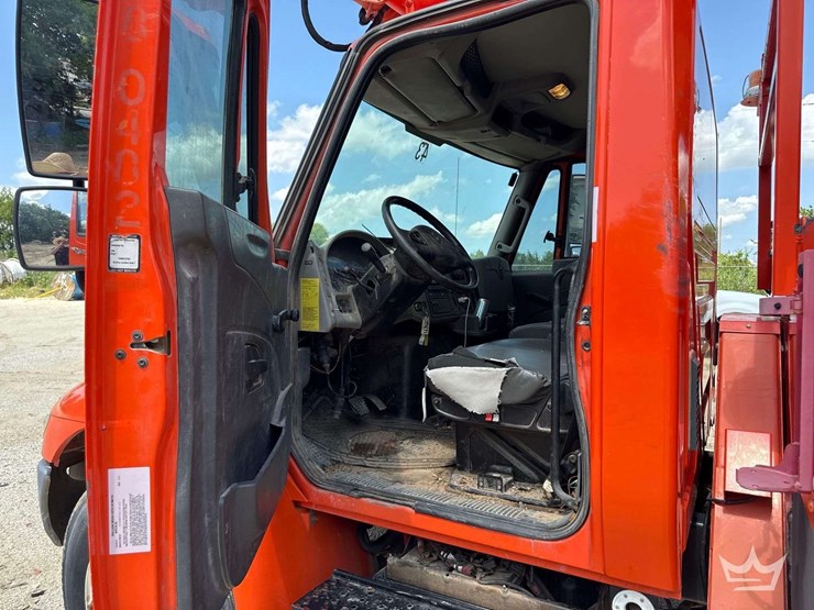 international-durastar-4300-image-38