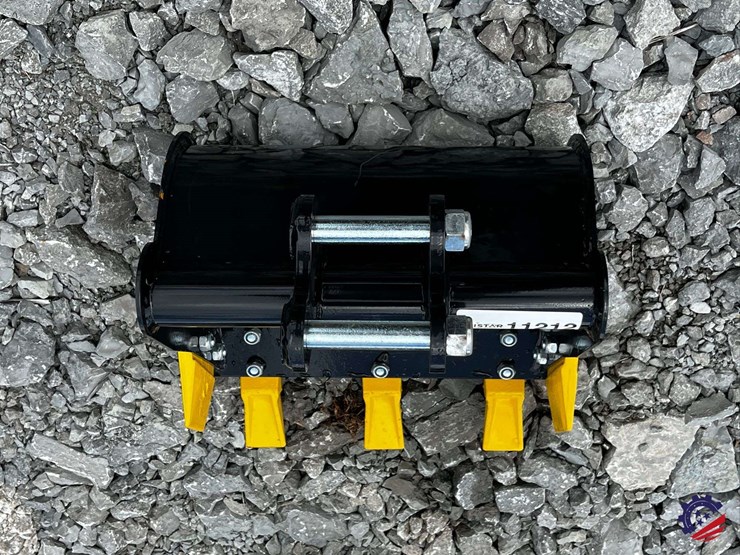 unused-2026-ce-16in-toothed-bucket-image-5