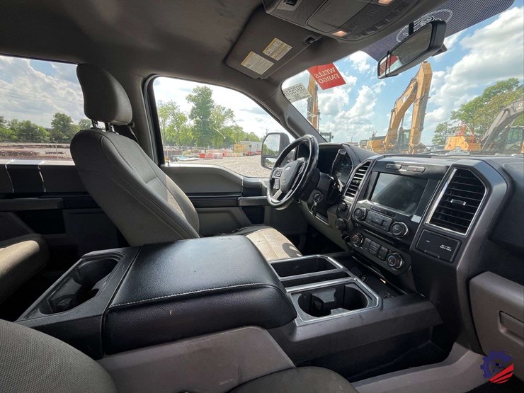 2016-ford-f150-xlt-image-64