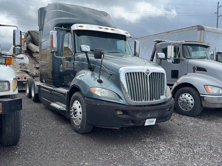 2012-international-prostar-image-3