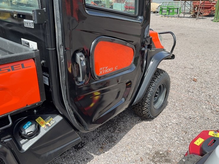 #3076-•-kubota-x1100c-utv-image-6