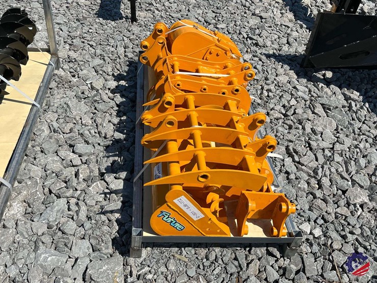 unused-2026-future-qty-(8)-cat-301-excavator-attachment-image-6