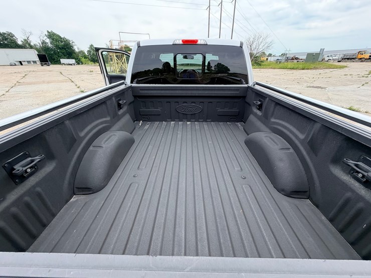 2017-ford-f150-image-90