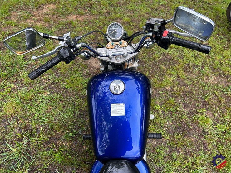 2007-suzuki-gz250-motorcycle-image-14