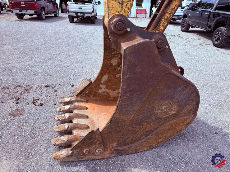 2014-komatsu-pc360-lc-10-image-18