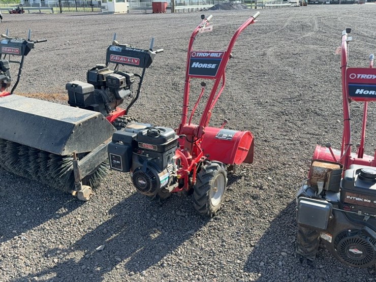 troy-bilt-horse-image-1