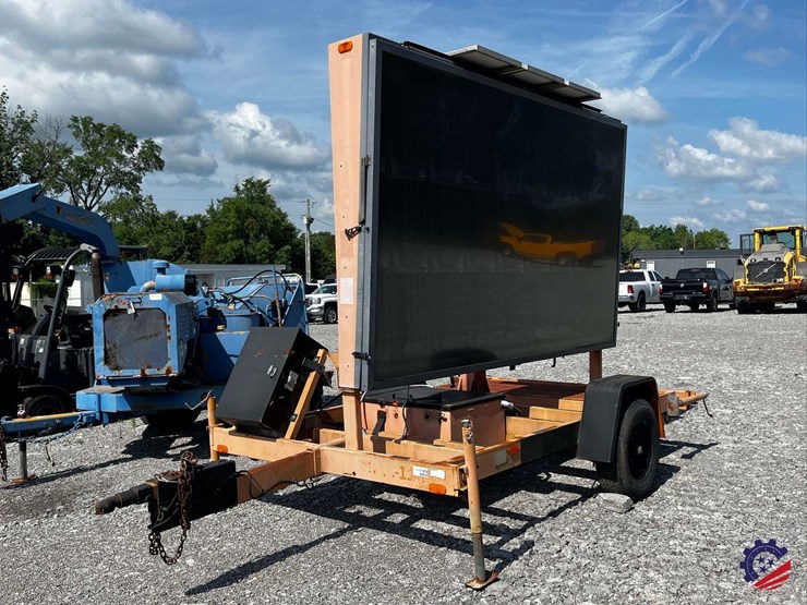 2005-precision-solar-controls-solar-message-center-s/a-tag-trailer-image-10