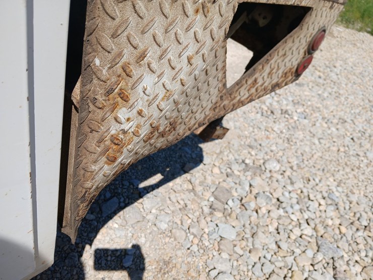2003-ford-f550-image-110