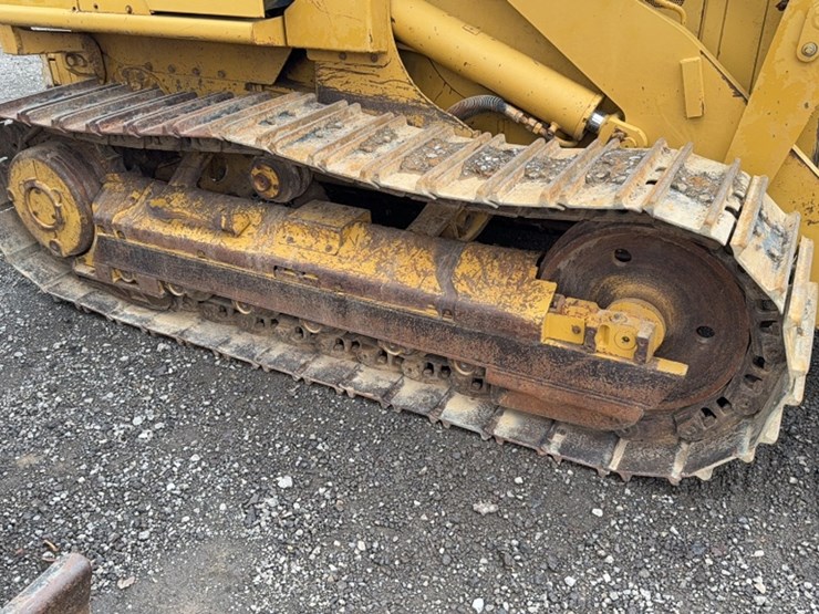 caterpillar-939c-image-7