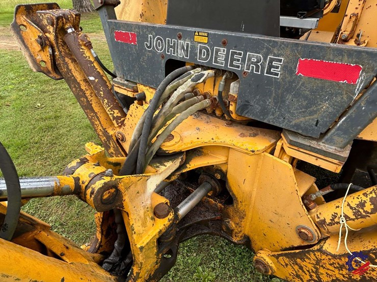 1989-john-deere-310-image-60