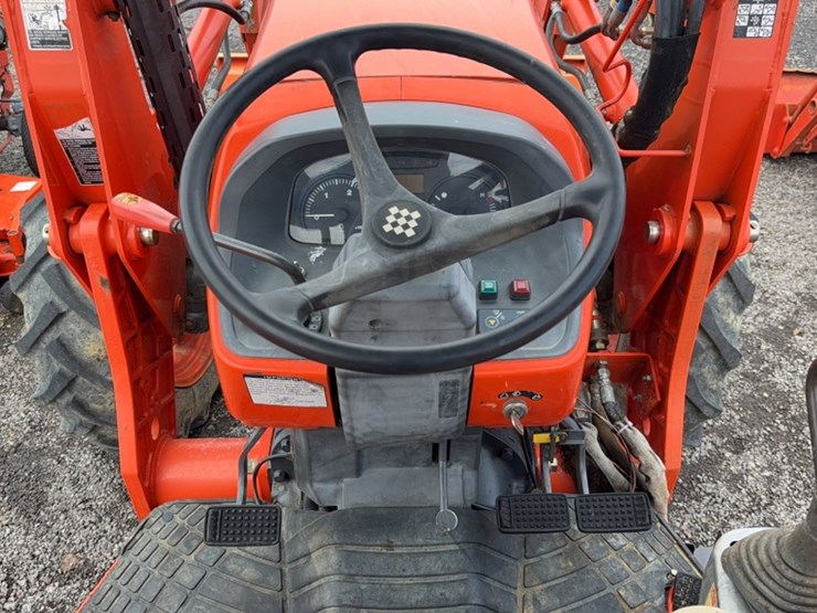 kubota-m8540-image-17
