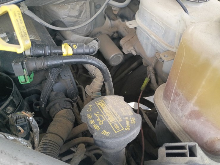 2011-ford-f550-image-26