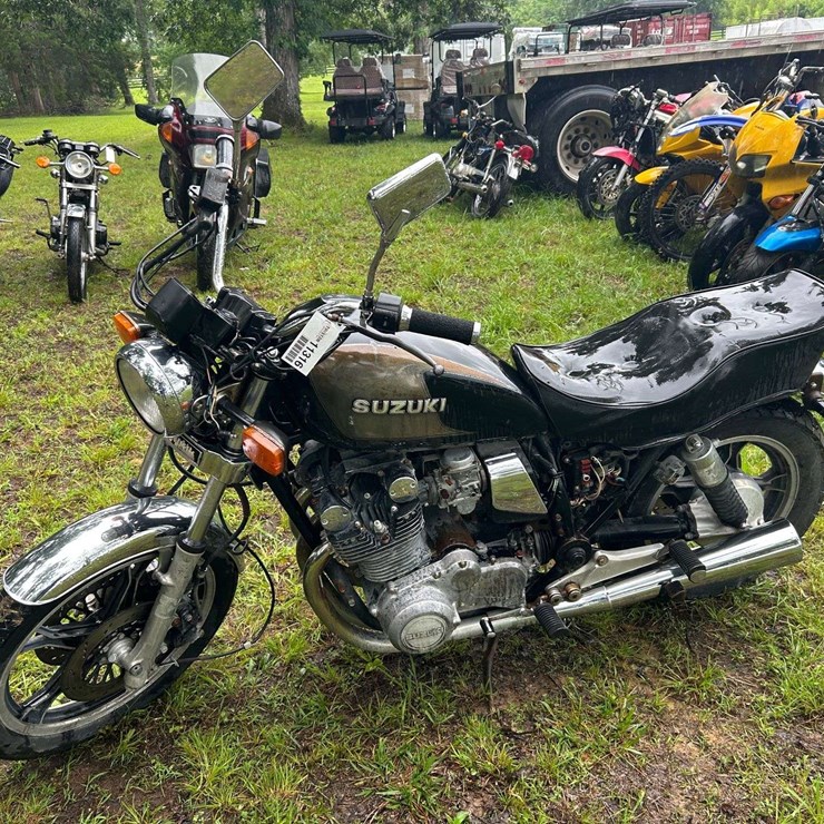 SUZUKI GS1100GL Motorcycle