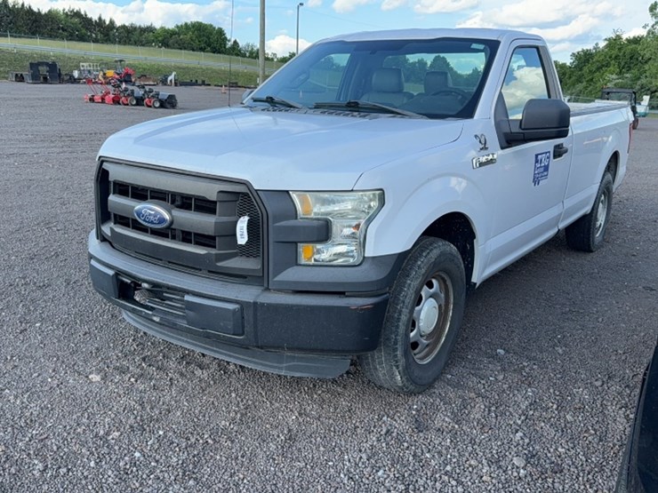 2016-ford-f150-image-1