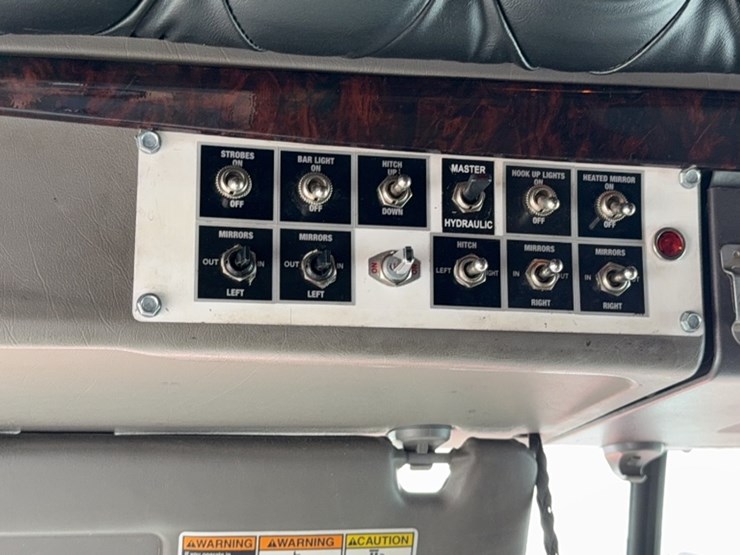 2014-kenworth-t660-image-24