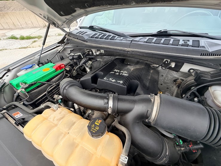 2017-ford-f150-image-36