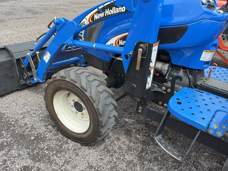 new-holland-tc40a-image-13