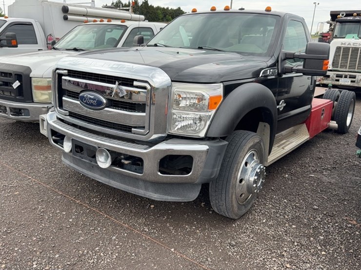 2012-ford-f450-image-1
