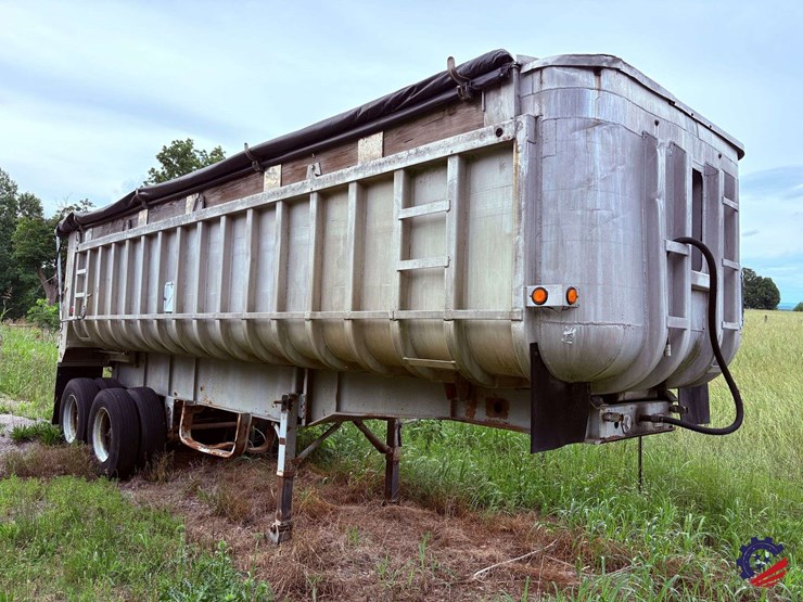 1985-fruehauf-trailer-image-1
