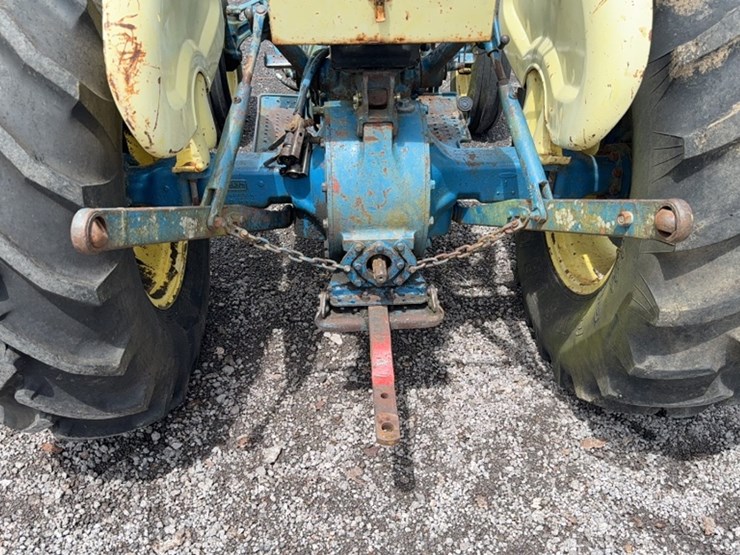 ford-tractor-image-11