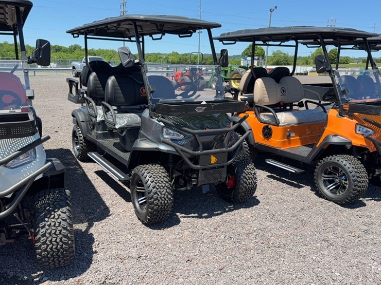 #3092-•-2026-wolverine-kb-g4t2h-electric-golf-cart-image-3