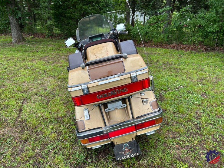 1985-honda-gl1200-(goldwing)-l-motorcycle-image-20