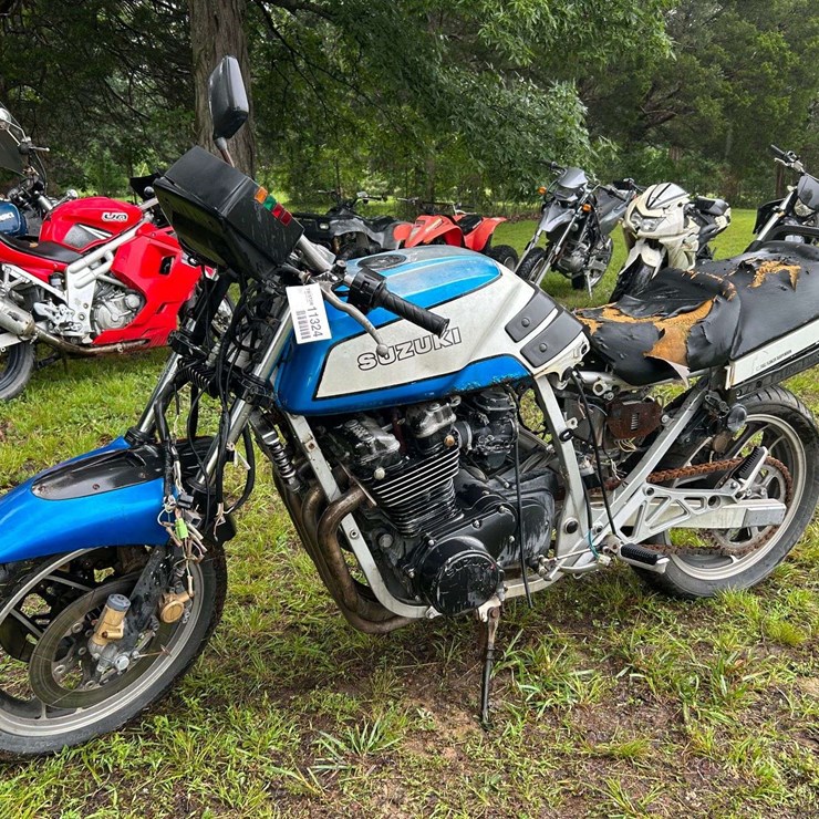 1985 SUZUKI GS1150 MOTORCYCLE